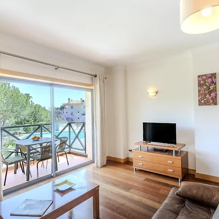 #327 Corcovada Pool View *