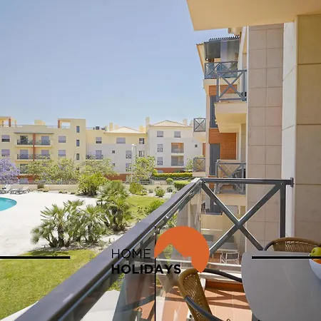 #327 Corcovada 43 Vista Piscina By Holidays